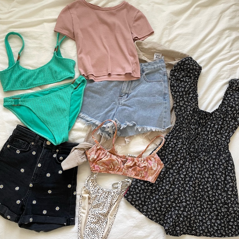 BUNDLE